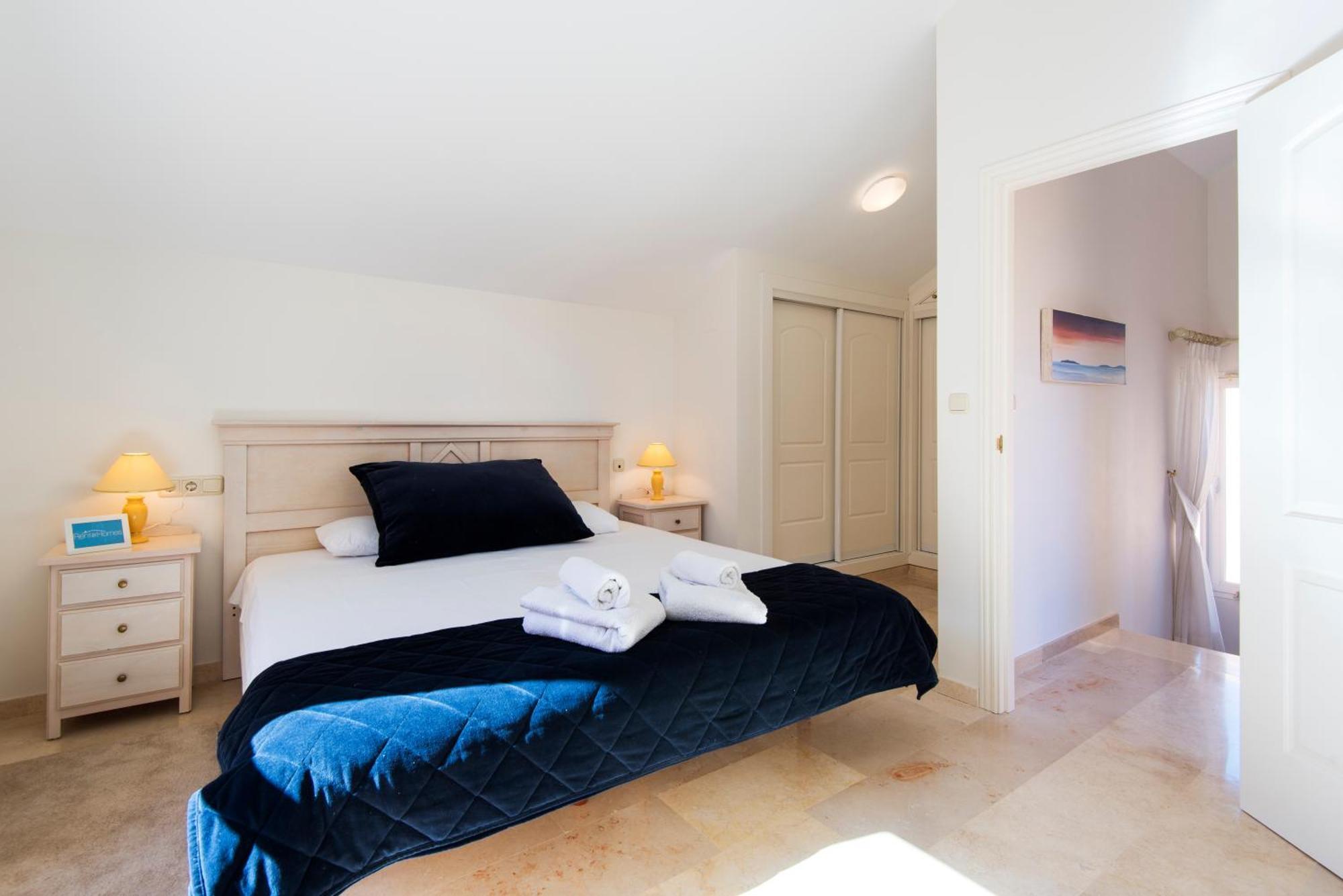 Rentandhomes Penthouse Elviria Golf Marbella Esterno foto