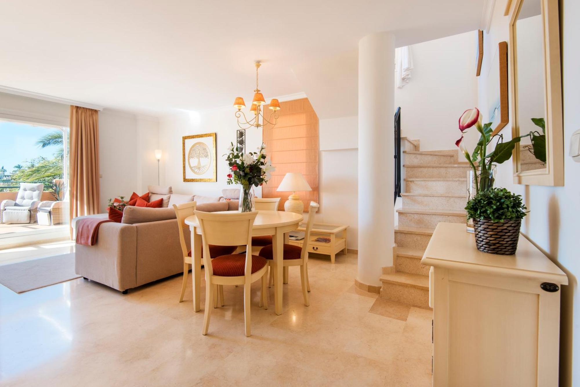Rentandhomes Penthouse Elviria Golf Marbella Esterno foto